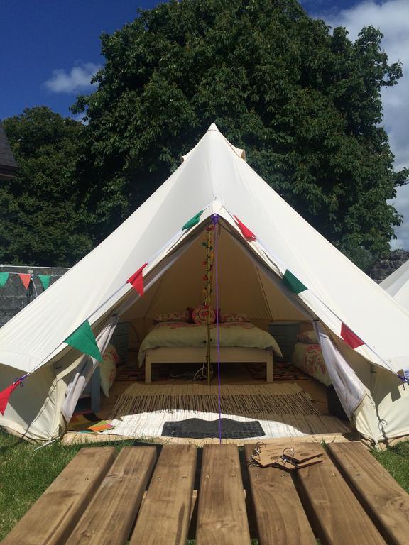 Cong Glamping Hotel Bagian luar foto