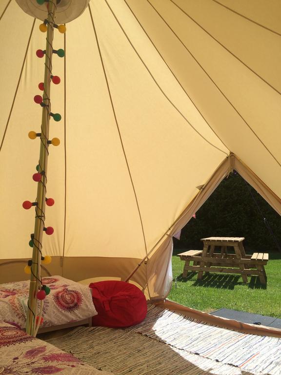 Cong Glamping Hotel Bagian luar foto