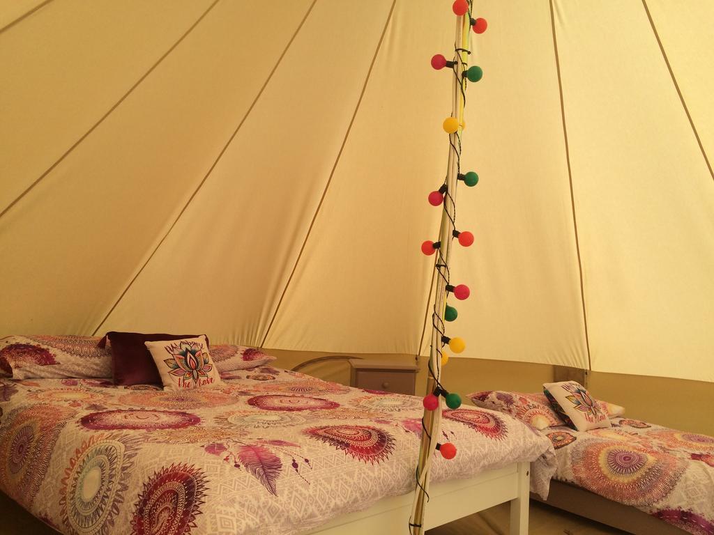 Cong Glamping Hotel Bagian luar foto